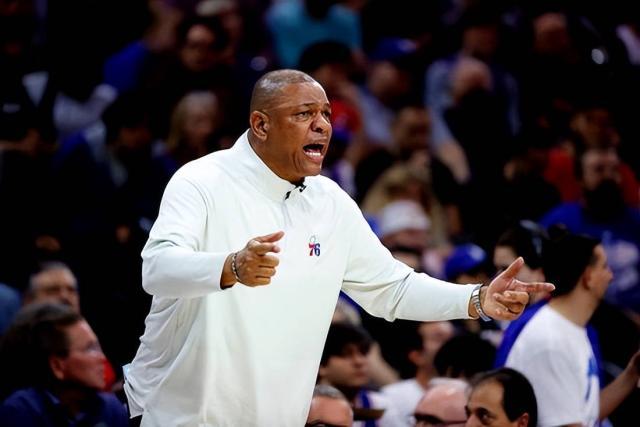 天天盈球-荒诞教练生涯即将结束 里弗斯新季或成为ESPN解说